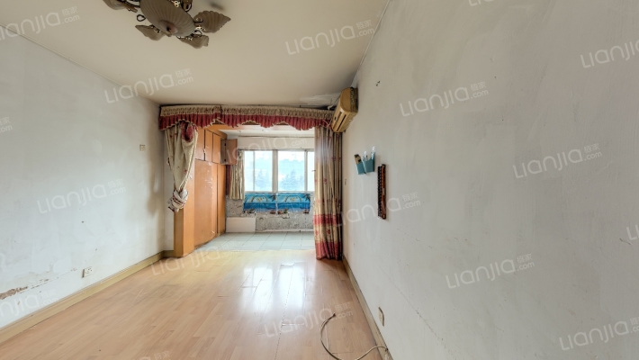 万达新村二手房实景图