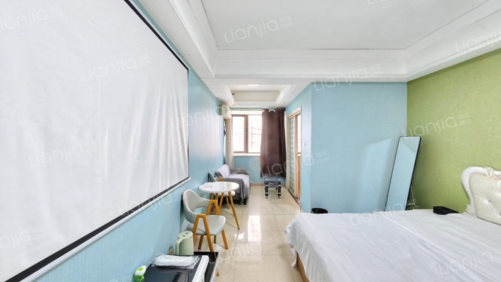 世豪小公馆二手房实景图