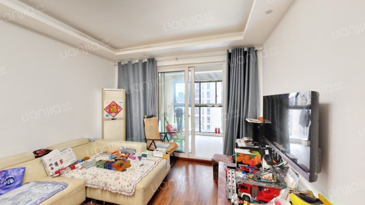 格兰上郡二手房实景图