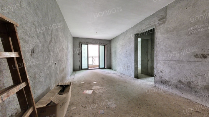 优越香格里二手房实景图