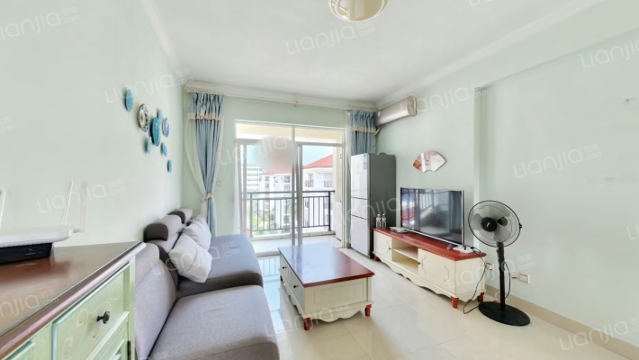 滨海华庭二手房实景图