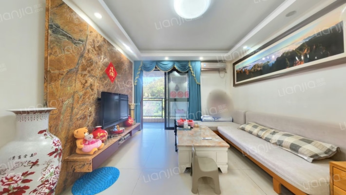 来座山二手房实景图