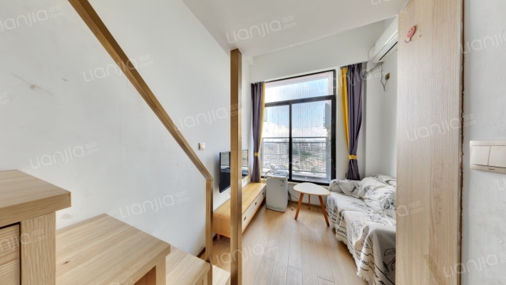 保利达小行星二手房实景图