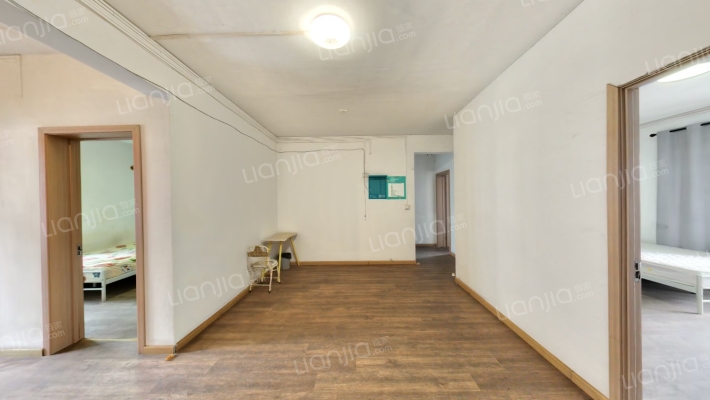 新江与城清晖岸二手房实景图