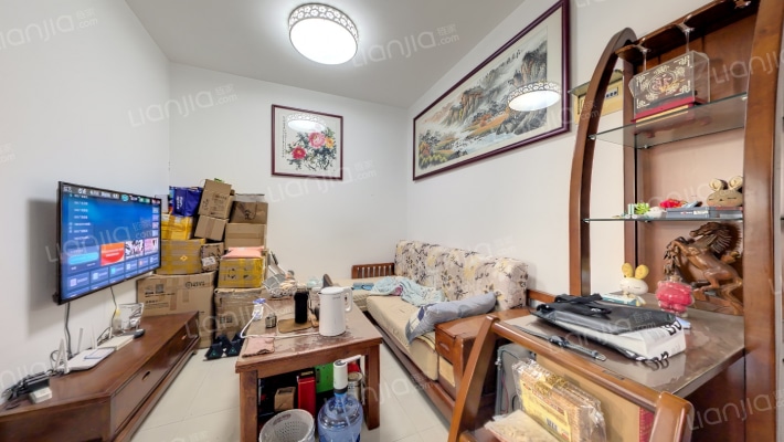 中爱花园二手房实景图