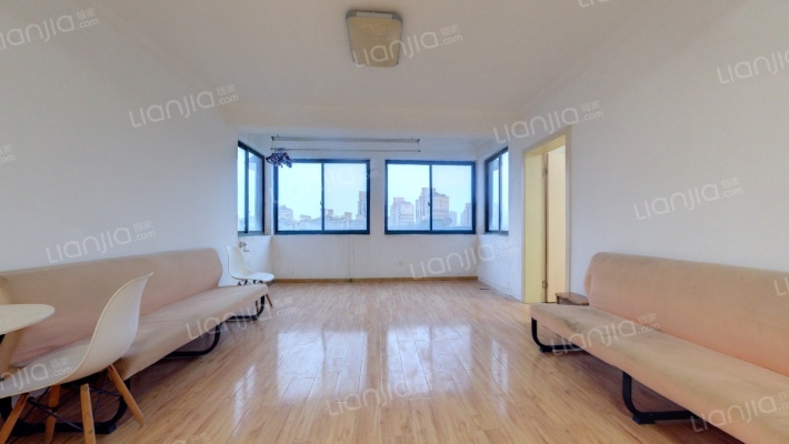 曹安花园二手房实景图