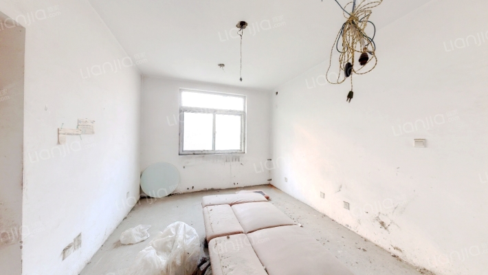 桐江新村二手房实景图