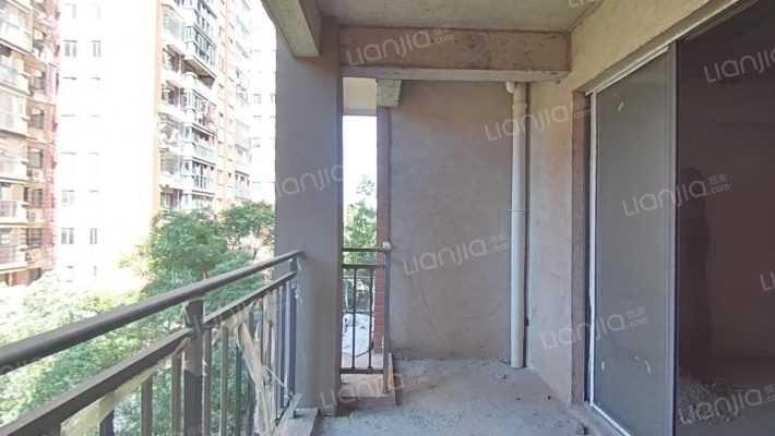 億豪名園二手房实景图