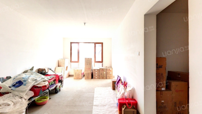 高铁新干线 3室2厅 南-客厅