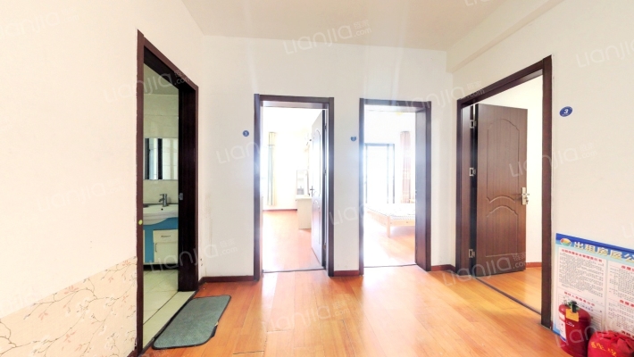 永泰花苑二手房实景图