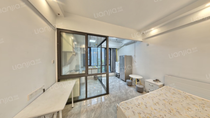 联创中心未来寓二手房实景图