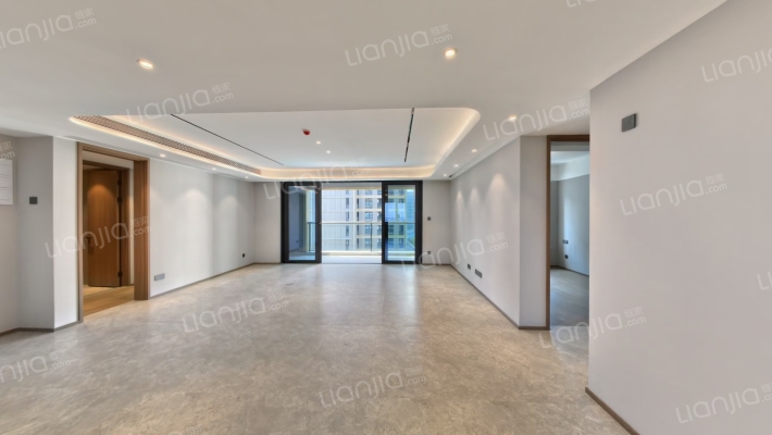 潮展云起二手房实景图