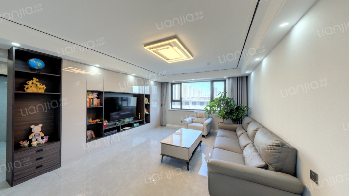 银泰名苑二手房实景图