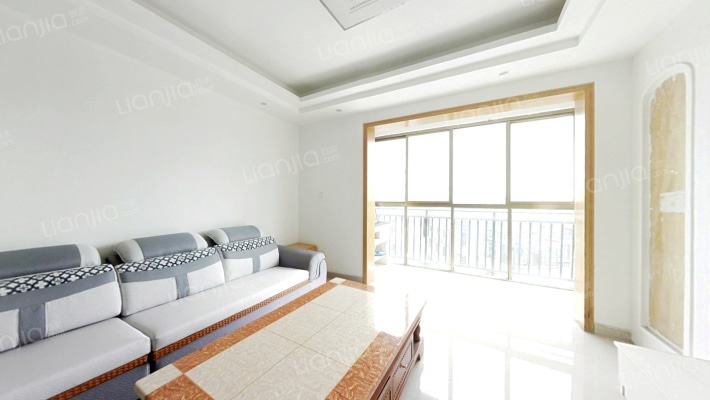 云峰雅苑二手房实景图