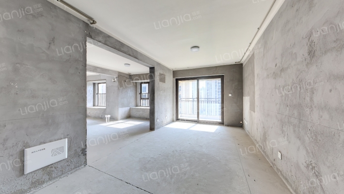 合景尚峰二手房实景图