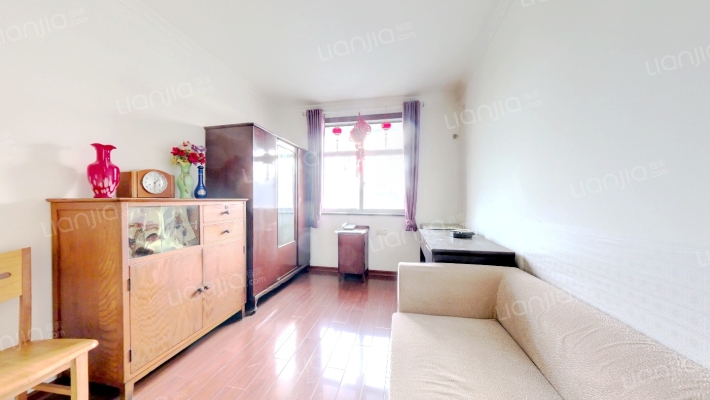 校门口1号二手房实景图