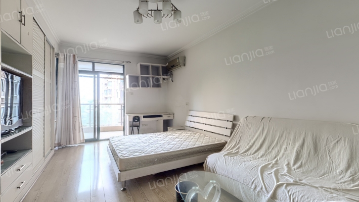 金桥凤凰华庭二手房实景图