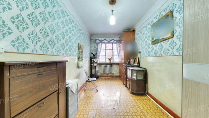 锅炉厂家属小区二手房实景图