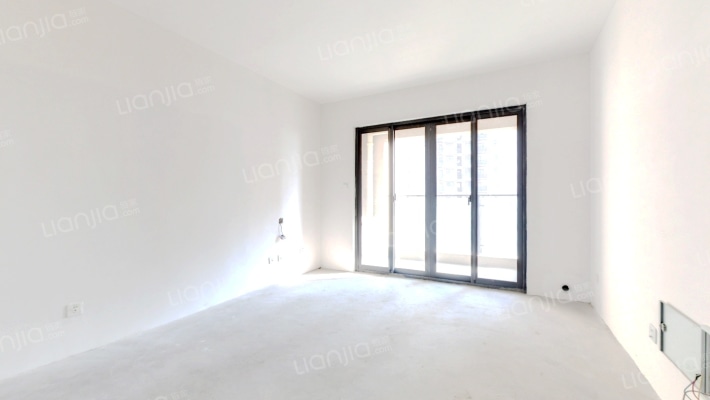 顶峰丽景嘉园二手房实景图