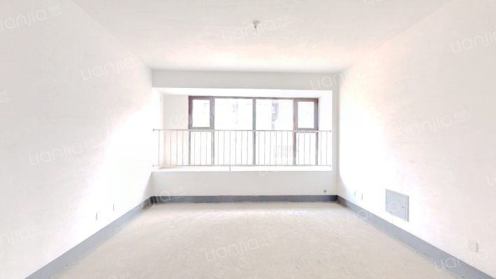 淄博鲁中·林湖公馆二手房实景图