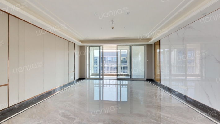 滨江龙湖东潮府二手房实景图