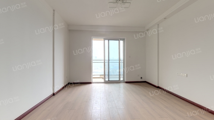 卓尔生活城二期湖湾二手房实景图