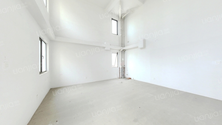 新鸿嘉园二手房实景图