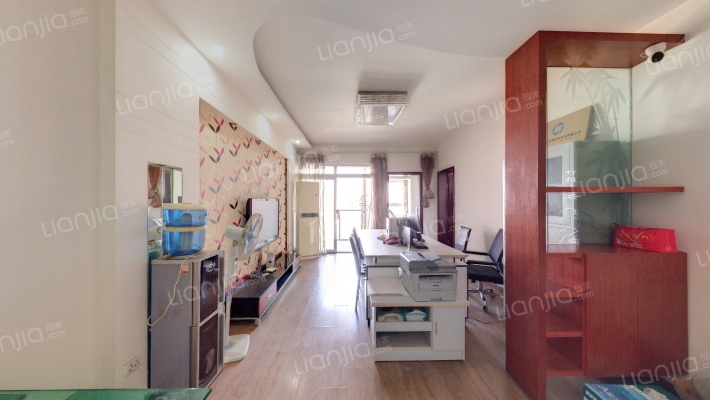 轻港佳苑二手房实景图