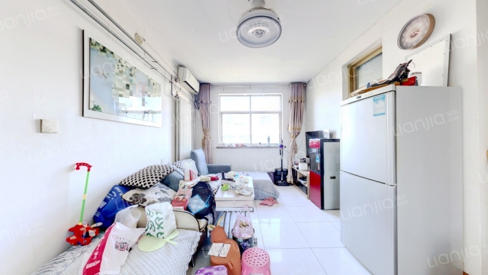 郑飞小区二手房实景图