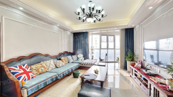 卡迪亚公馆二手房实景图