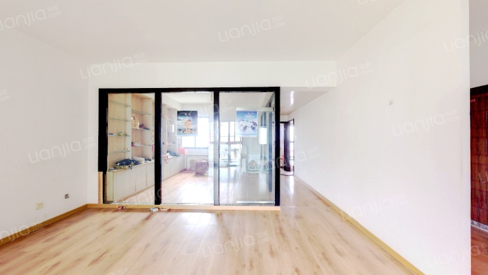 新湖绿都二手房实景图