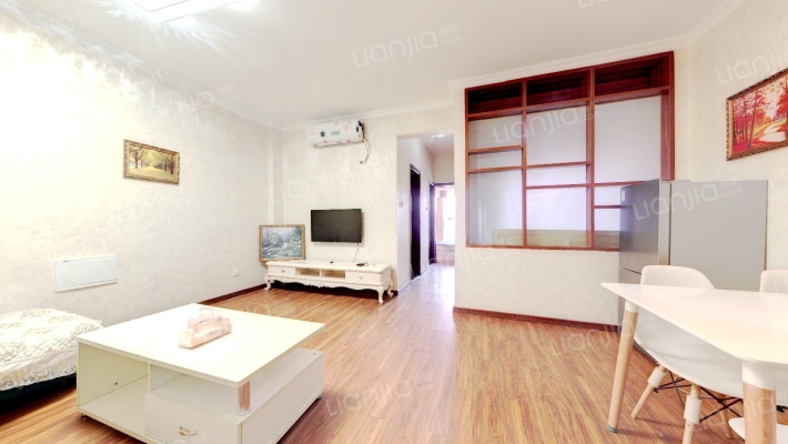 南棠蜜邸二手房实景图