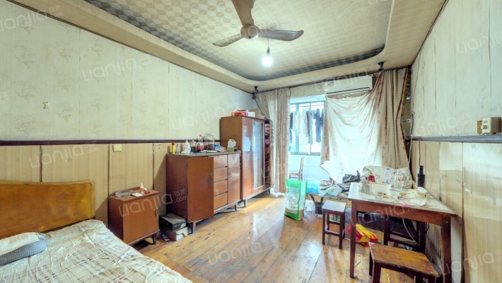 县航新村二手房实景图