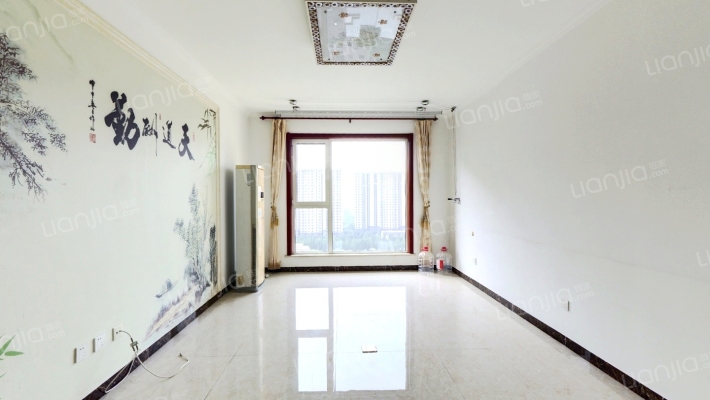 此房南北通透.中间楼层.采光好.位置好.出行方便.-客厅