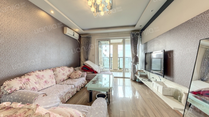 置信巴厘岛D区二手房实景图