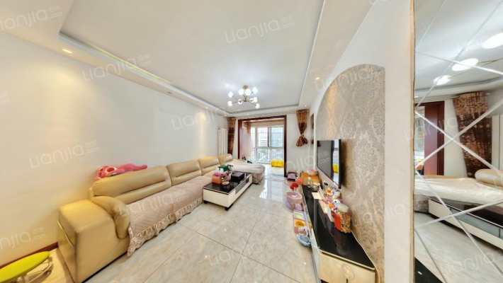 天山绿洲二期二手房实景图