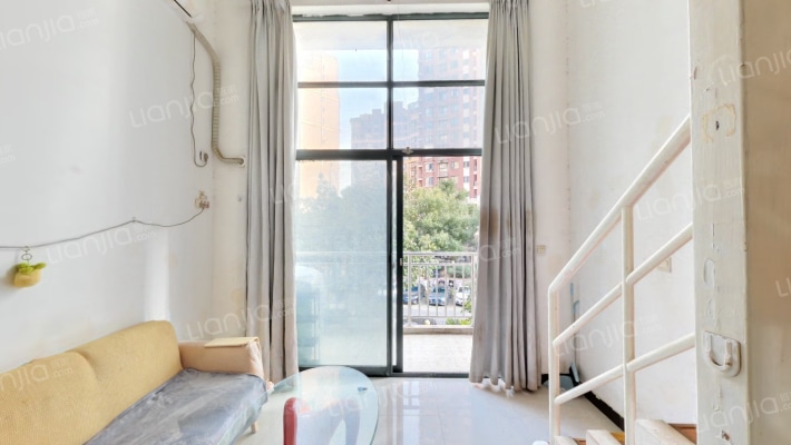 人信奥林花园冠军苑二手房实景图