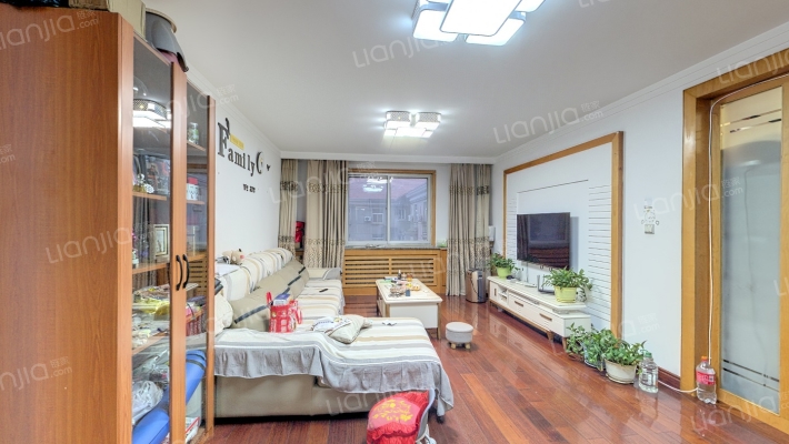 新光红缨小区二手房实景图