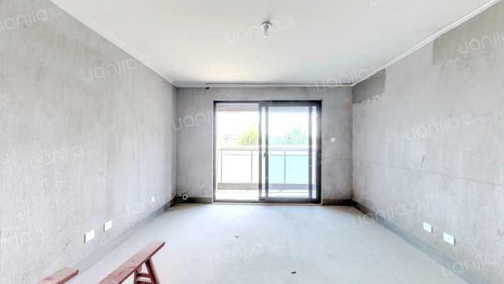 万城九悦府二手房实景图