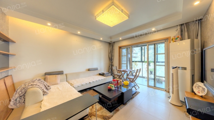 宏图上福园南园二手房实景图