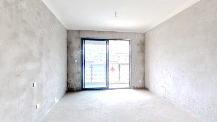 鸿成仁合府二手房实景图