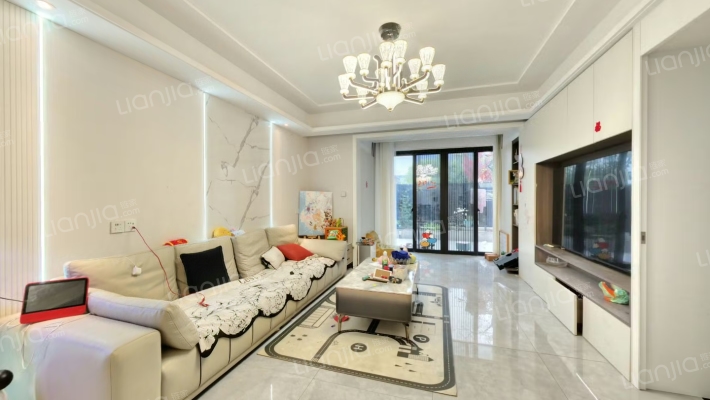 书香河畔二手房实景图