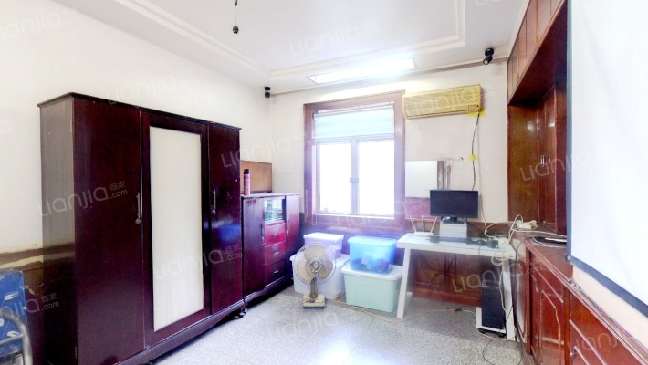 江滨西路二百四十一弄二手房实景图