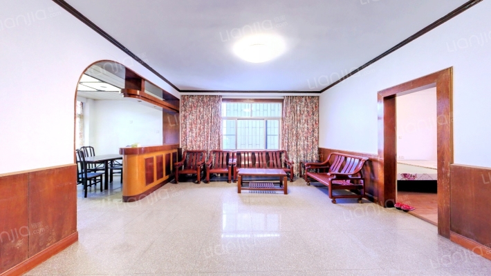 莲荷西路二手房实景图