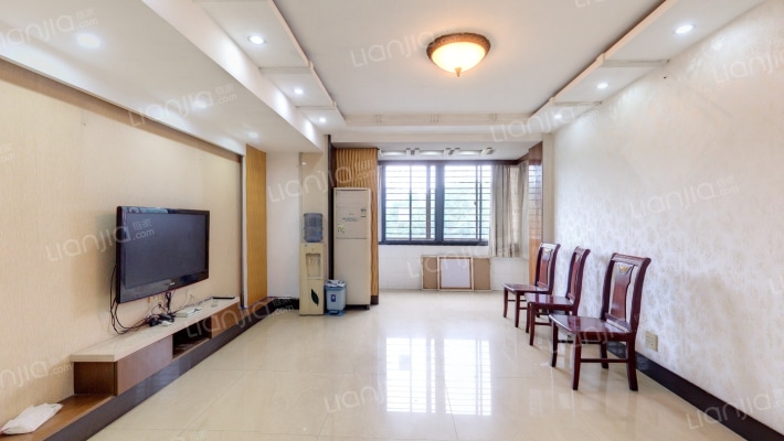 罗峰新村二手房实景图