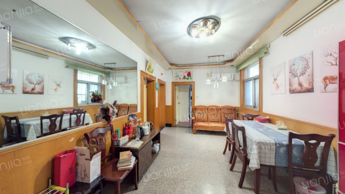 劳动局宿舍二手房实景图