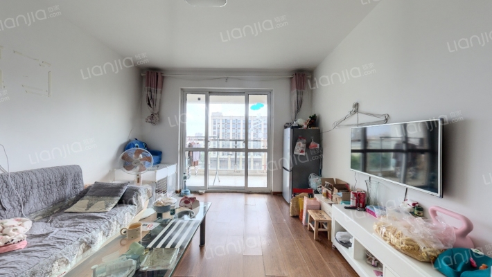 浦泰和天下二期二手房实景图