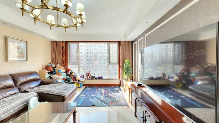 龙泰国际二手房实景图