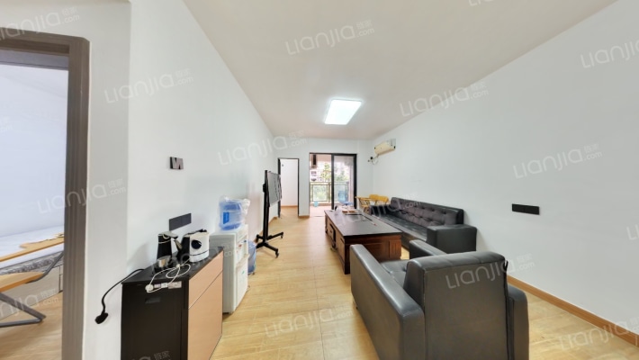 永江臻萃园二手房实景图