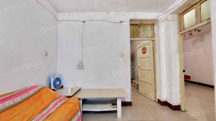 粮食局集资楼二手房实景图